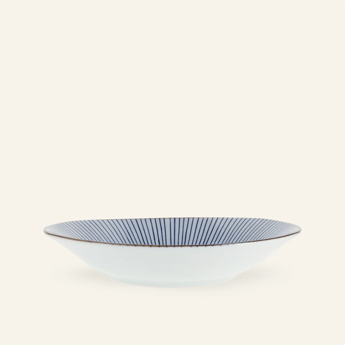 Assiette à rayures bleues en porcelaine Minoyaki "sensuji"